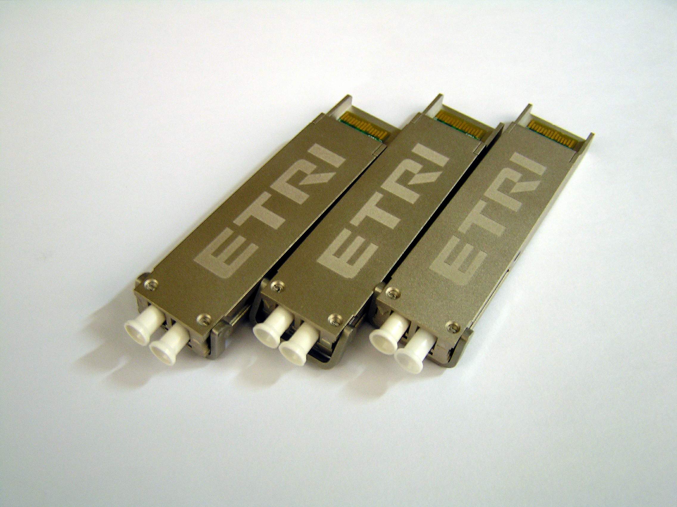 ETRI,초소형10G 광통신 모듈개발 [이미지]