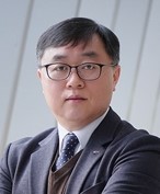 본부장 이현우